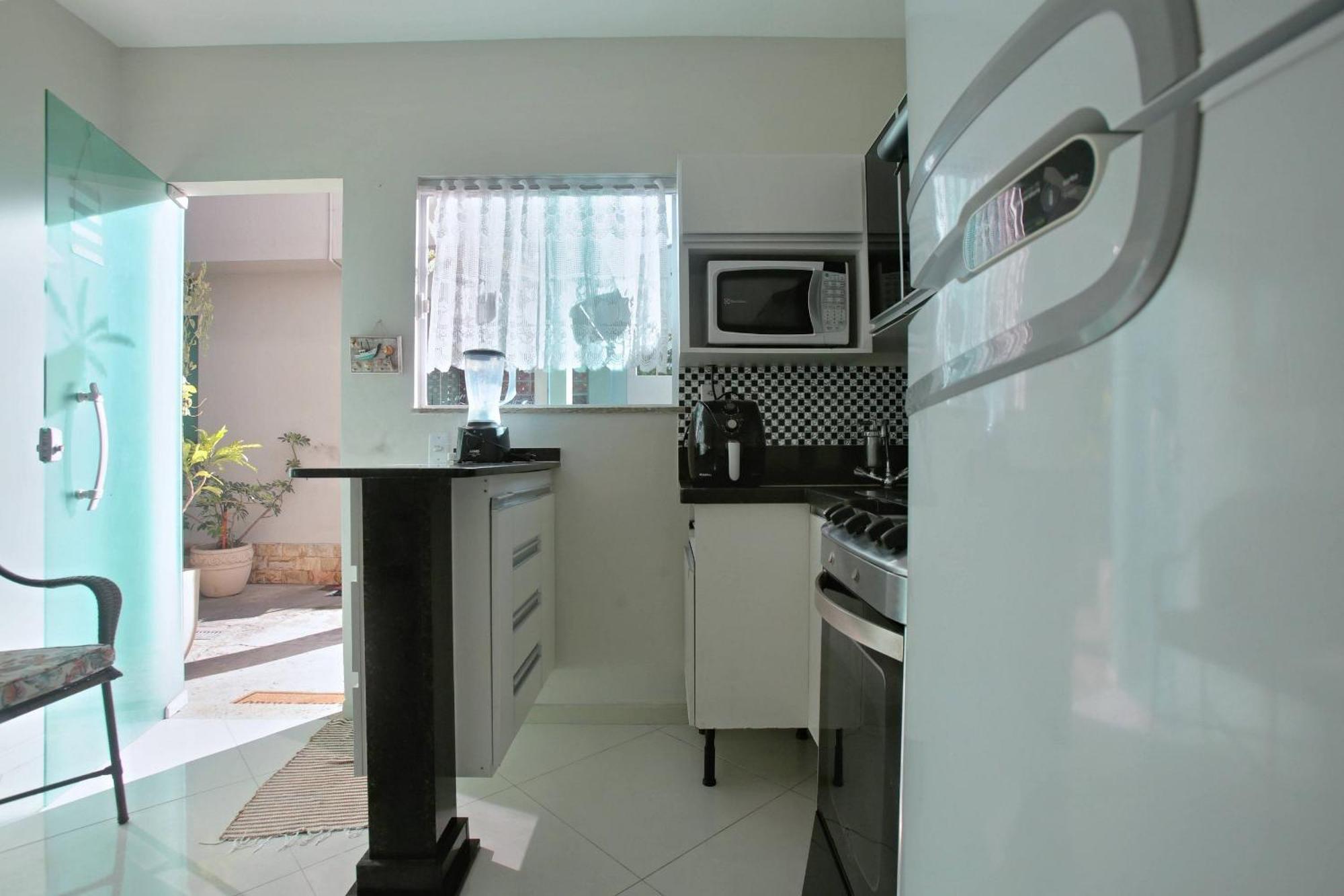 Estudio Com Ar Refrigerado A 300 M Praia Кабо Фрио Екстериор снимка